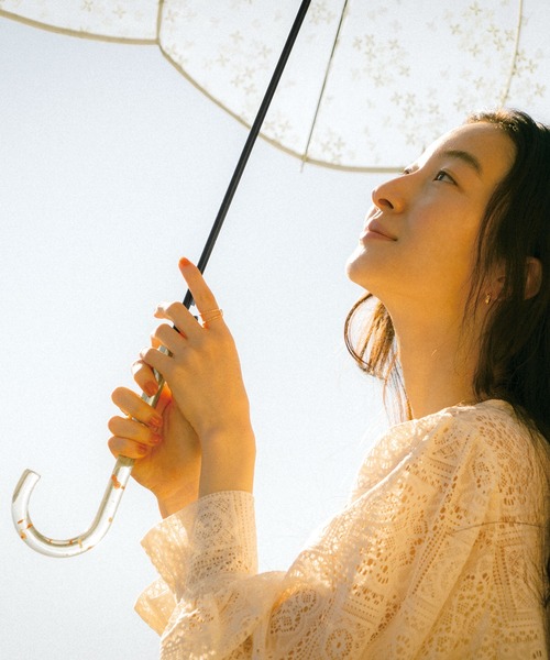 Wpc.（ダブリュピーシー）の「［ビニール傘］金木犀 銀木犀 アンブレラ 雨傘 長傘 Wpc.（長傘・レディース・ゴールド/シルバー・FREE）」の15枚目の写真