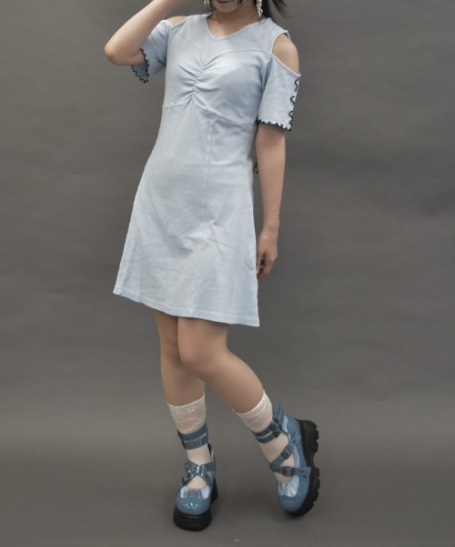 axes femme POETIQUE(アクシーズファムポエティック)の「硫化染めカットミニOP(ワンピース・レディース・パープル/ブラック/サックスブルー・MEDIUM)」の1枚目の写真