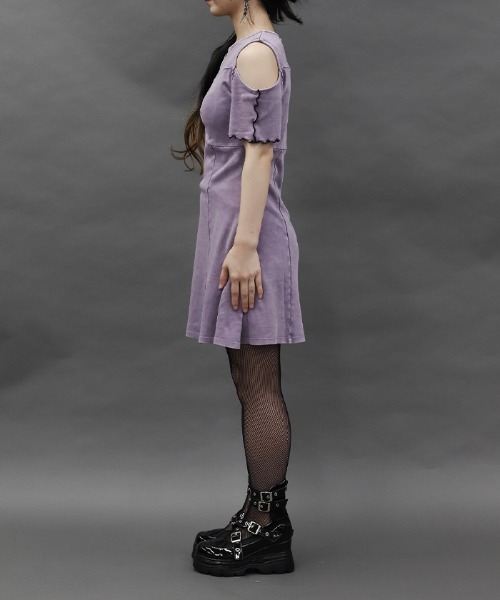 axes femme POETIQUE(アクシーズファムポエティック)の「硫化染めカットミニOP(ワンピース・レディース・パープル/ブラック/サックスブルー・MEDIUM)」の5枚目の写真