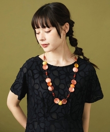 Jocomomola（ホコモモラ）の「陶器風アクリルビーズネックレス（ネックレス）」