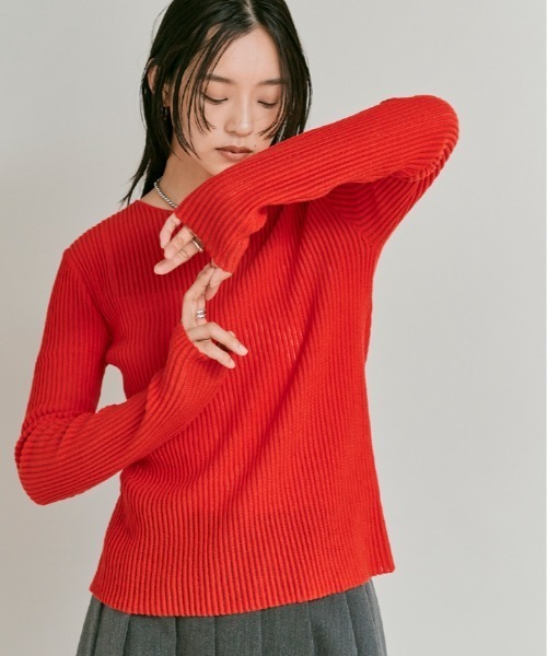 W:Huku(フーク)の「リブ コットン ニット トップス / Lightweight Ribbed Cotton Knit Top(ニット/セーター・レディース・ワイン/イエロー/ブルー/オフホワイト/レッド系・FREE)」の5枚目の写真