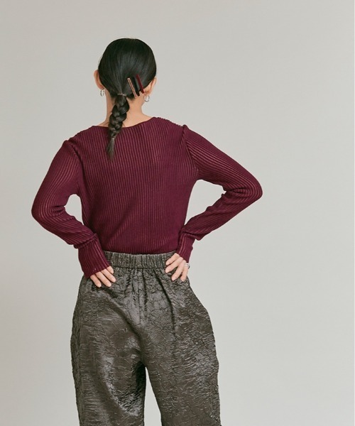 W:Huku(フーク)の「リブ コットン ニット トップス / Lightweight Ribbed Cotton Knit Top(ニット/セーター・レディース・ワイン/イエロー/ブルー/オフホワイト/レッド系・FREE)」の15枚目の写真