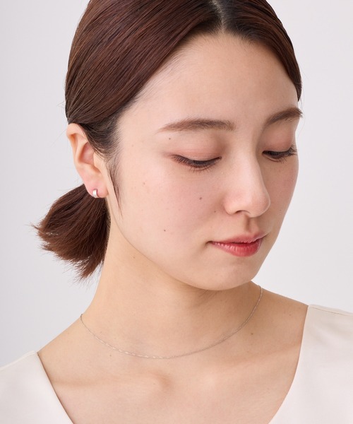 CALIN STANDARD(カリンスタンダード)の「◆金属アレルギー対応◆◆made in japan◆【純金厚メッキ】シャイン 極小ミニマルカーブピアス(ピアス(両耳用)・レディース・シルバー/ゴールド/ピンクゴールド・FREE)」の12枚目の写真