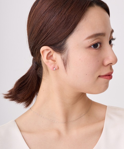 CALIN STANDARD(カリンスタンダード)の「◆金属アレルギー対応◆◆made in japan◆【純金厚メッキ】シャイン 極小ミニマルカーブピアス(ピアス(両耳用)・レディース・シルバー/ゴールド/ピンクゴールド・FREE)」の13枚目の写真