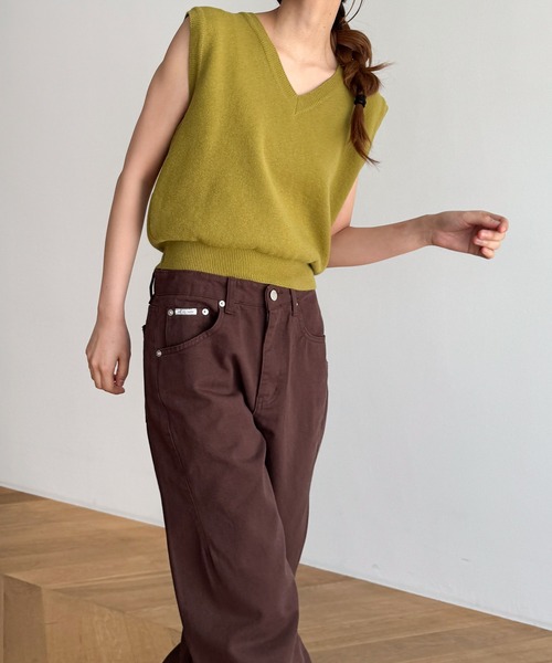 CANAL JEAN(キャナルジーン)の「SLEEK カシミヤ混Vニットベスト(ベスト・レディース・グレー/ブラック/オリーブ/ブラウン・ONE SIZE)」の4枚目の写真