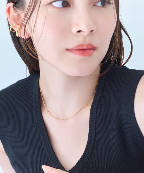 Phoebe(フィービィー)の「【金属アレルギー対応】ステーションビジューチョーカーネックレス/38cm~43cm(ネックレス・レディース・イエローゴールド・FREE)」の2枚目の写真