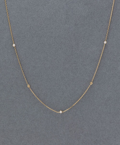Phoebe(フィービィー)の「【金属アレルギー対応】ステーションビジューチョーカーネックレス/38cm~43cm(ネックレス・レディース・イエローゴールド・FREE)」の8枚目の写真