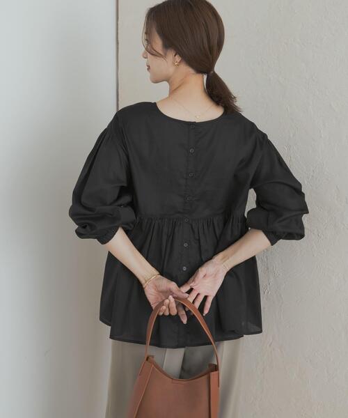 URBAN RESEARCH DOORS(アーバンリサーチドアーズ)の「コットンツイル2WAYギャザーブラウス(シャツ/ブラウス・レディース・グリーン/ブラウン/ブラック・MEDIUM)」の13枚目の写真