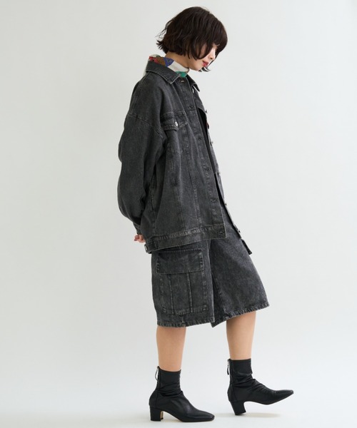 A.D.C.L.（エーディーシーエル）の「オーバーサイズ ビックシルエット デニムジャケット（Gジャン）（デニムジャケット・レディース・ブラック/ブルー・M/L）」の17枚目の写真