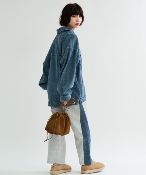 A.D.C.L.（エーディーシーエル）の「オーバーサイズ ビックシルエット デニムジャケット（Gジャン）（デニムジャケット・レディース・ブラック/ブルー・M/L）」の14枚目の写真