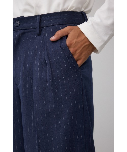 AZUL by moussy（アズールバイマウジー）の「ペンシルストライプワイドパンツ（スラックス・メンズ・ブルー系その他3/ブラック系その他・MEDIUM/LARGE）」の19枚目の写真