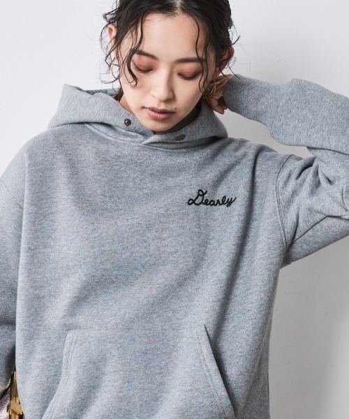 CHIC STYLE(シックスタイル)の「裏起毛フーディスウェット<大きいサイズ有>シックスタイル(パーカー・レディース・杢グレー/ボルドー・LL/3L/4L/5L/M/L)」の1枚目の写真