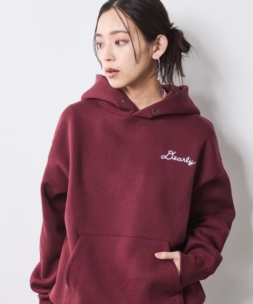 CHIC STYLE(シックスタイル)の「裏起毛フーディスウェット<大きいサイズ有>シックスタイル(パーカー・レディース・杢グレー/ボルドー・LL/3L/4L/5L/M/L)」の2枚目の写真