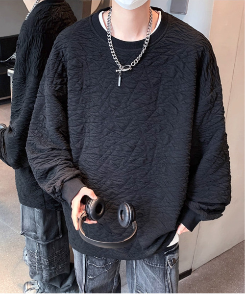 FVLMEN(フルメン)の「【FVLMEN】crease effect longsleeve crewneck tee/シワ加工 ロングスリーブ クルーネック T(Tシャツ/カットソー・メンズ・チャコールグレー/ホワイト/ブラック・MEDIUM/LARGE/X-LARGE)」の2枚目の写真