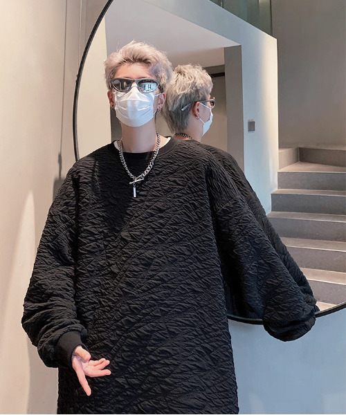 FVLMEN(フルメン)の「【FVLMEN】crease effect longsleeve crewneck tee/シワ加工 ロングスリーブ クルーネック T(Tシャツ/カットソー・メンズ・チャコールグレー/ホワイト/ブラック・MEDIUM/LARGE/X-LARGE)」の10枚目の写真