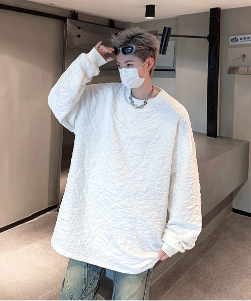 FVLMEN(フルメン)の「【FVLMEN】crease effect longsleeve crewneck tee/シワ加工 ロングスリーブ クルーネック T(Tシャツ/カットソー・メンズ・チャコールグレー/ホワイト/ブラック・MEDIUM/LARGE/X-LARGE)」の6枚目の写真
