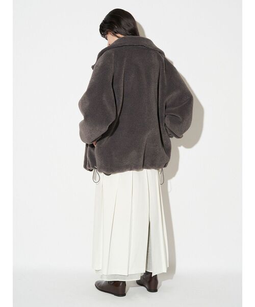 ELENDEEK（エレンディーク）の「スリットプリーツスカート（スカート・レディース・オフホワイト/グレー・01/02）」の10枚目の写真