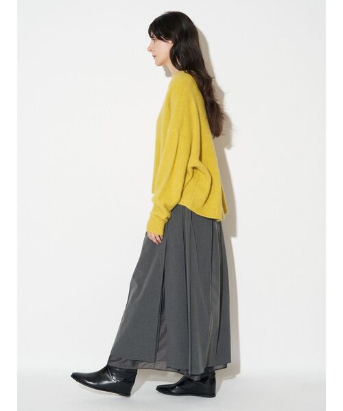 ELENDEEK（エレンディーク）の「スリットプリーツスカート（スカート・レディース・オフホワイト/グレー・01/02）」の16枚目の写真