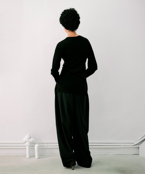 NOISE MAKER(ノイズメーカー)の「クルーネックミディ丈カーディガン(カーディガン/ボレロ・レディース・ブラック/レッド/ブラウン/パープル/グレー・FREE)」の8枚目の写真