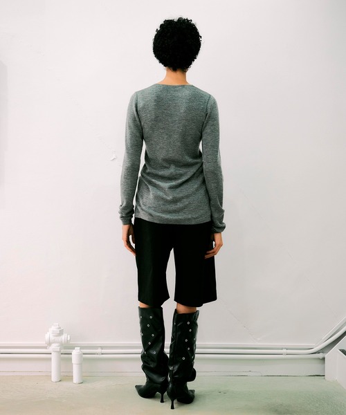 NOISE MAKER(ノイズメーカー)の「クルーネックミディ丈カーディガン(カーディガン/ボレロ・レディース・ブラック/レッド/ブラウン/パープル/グレー・FREE)」の13枚目の写真