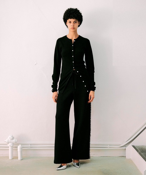 NOISE MAKER(ノイズメーカー)の「クルーネックミディ丈カーディガン(カーディガン/ボレロ・レディース・ブラック/レッド/ブラウン/パープル/グレー・FREE)」の6枚目の写真