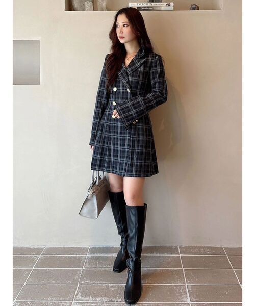 MERCURYDUO(マーキュリーデュオ)の「【WEB限定カラーあり】2WAYフィット&フレアジャケットワンピース(ワンピース・レディース・アイボリー/グレー/ダークグリーン/ブラウン/チャコールグレー・SMALL/MEDIUM)」の8枚目の写真