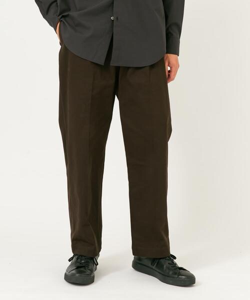 URBAN RESEARCH ROSSO MEN（アーバンリサーチロッソメン）の「『XLサイズあり』ストレッチモールスキン1タックワイドスラックス（その他パンツ・メンズ・ダークブラウン/ベージュ/ブラック・LARGE/X-LARGE/MEDIUM）」の4枚目の写真