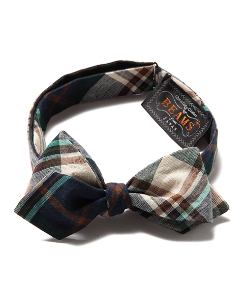 BEAMS PLUS（ビームスプラス）の「BEAMS PLUS / マドラスチェック ボウタイ（蝶ネクタイ・メンズ・ホワイト/イエロー/グリーン/ネイビー・ONE SIZE）」の2枚目の写真