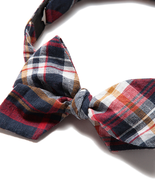 BEAMS PLUS（ビームスプラス）の「BEAMS PLUS / マドラスチェック ボウタイ（蝶ネクタイ・メンズ・ホワイト/イエロー/グリーン/ネイビー・ONE SIZE）」の5枚目の写真