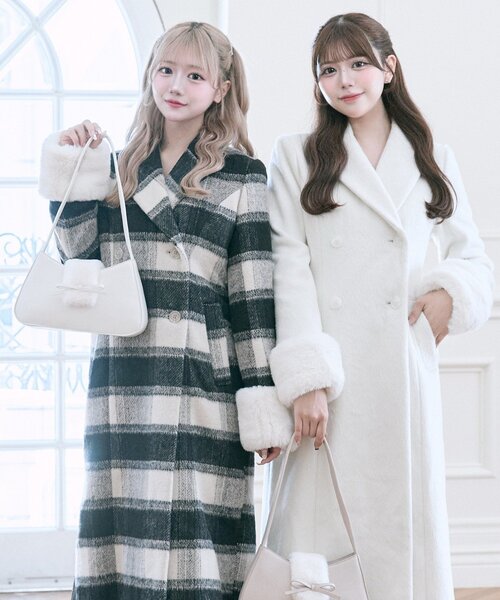 OLIVE des OLIVE（オリーブデオリーブ）の「【Belle Charme】スリムウエストファー付きコート（ステンカラーコート・レディース・ブラック/チェック/オフホワイト・SMALL/FREE）」の20枚目の写真