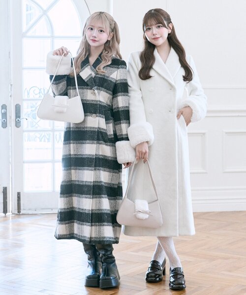 OLIVE des OLIVE（オリーブデオリーブ）の「【Belle Charme】スリムウエストファー付きコート（ステンカラーコート・レディース・ブラック/チェック/オフホワイト・SMALL/FREE）」の21枚目の写真
