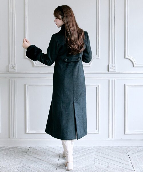 OLIVE des OLIVE（オリーブデオリーブ）の「【Belle Charme】スリムウエストファー付きコート（ステンカラーコート・レディース・ブラック/チェック/オフホワイト・SMALL/FREE）」の6枚目の写真