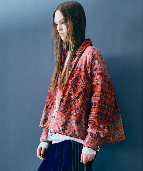 RNA（アールエヌエー）の「B2930 ハードエフェクトシャツ（シャツ/ブラウス・レディース・レッド/ネイビー・MEDIUM）」の21枚目の写真