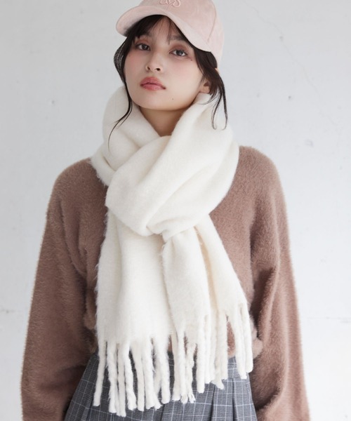 ふわふわフリンジマフラー/静電気防止（マフラー）｜VIS（ビス）の