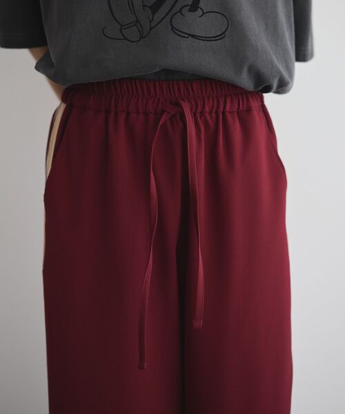 GARAGE OF GOOD CLOTHING（ガレージオブグッドクロージング）の「ストレッチ2ラインパンツ（その他パンツ・レディース・レッド系その他4・FREE）」の9枚目の写真