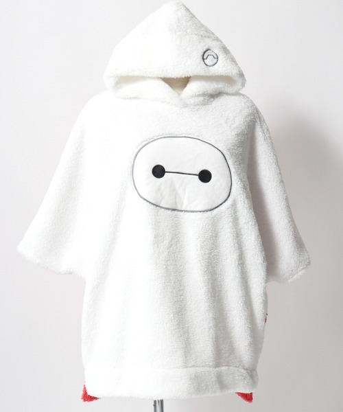 Disney（ディズニー）の「Disney（ディズニー）キャラクターなりきりボアパーカー/ポンチョ/仮装/ルームウェア レディース（パーカー・レディース・グレー/ブルー/ターコイズブルー/ホワイト×ピンク/ライトブラウン/ピンク系その他/ホワイト×レッド/ホワイト×ブルー/イエロー/ブラウン/ホワイト/ライトグレー/ピンク/グリーン・M）」の3枚目の写真