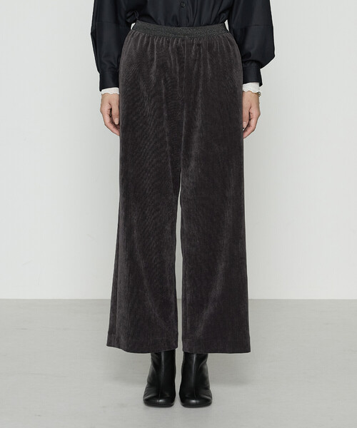 Gabardine K.T（ギャバジンケーティー）の「コーデュロイ ワイドパンツ（その他パンツ・レディース・グレー/ブラック/ライトベージュ/ブルー・11号/7号/9号）」の10枚目の写真
