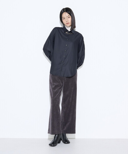 Gabardine K.T（ギャバジンケーティー）の「コーデュロイ ワイドパンツ（その他パンツ・レディース・グレー/ブラック/ライトベージュ/ブルー・11号/7号/9号）」の20枚目の写真