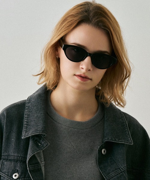 NUEF (ヌエフ)の「ホックスタイルサングラス|カラーレンズ|トレンド|紫外線対策|UVカット|サングラス|NUEF|COLOR SUNGLASSES(サングラス・レディース・ブラック系その他/ブラック・FREE)」の9枚目の写真