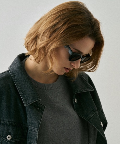 NUEF (ヌエフ)の「ホックスタイルサングラス|カラーレンズ|トレンド|紫外線対策|UVカット|サングラス|NUEF|COLOR SUNGLASSES(サングラス・レディース・ブラック系その他/ブラック・FREE)」の12枚目の写真