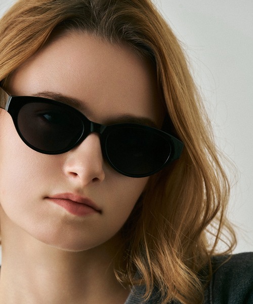 NUEF (ヌエフ)の「ホックスタイルサングラス|カラーレンズ|トレンド|紫外線対策|UVカット|サングラス|NUEF|COLOR SUNGLASSES(サングラス・レディース・ブラック系その他/ブラック・FREE)」の14枚目の写真