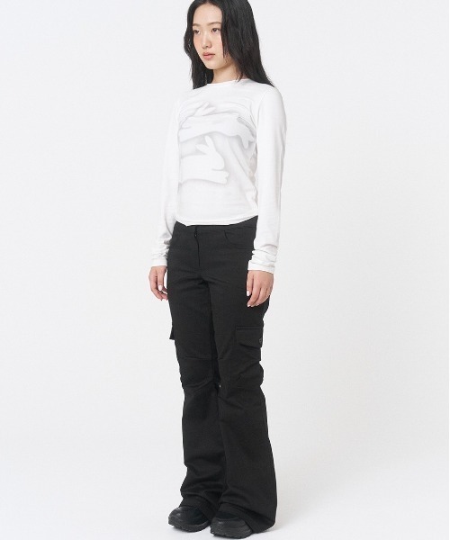 Miseki SEOUL(ミセキソウル)の「PANEL CARGO BOOTSCUT PANTS(その他パンツ・レディース・ブラック/チャコールグレー・1/2)」の5枚目の写真