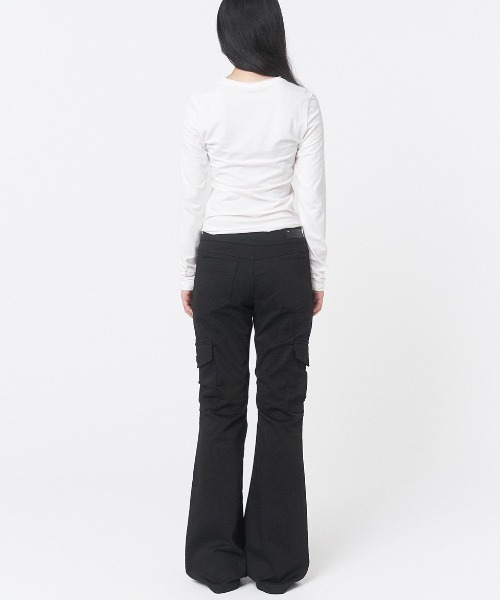 Miseki SEOUL(ミセキソウル)の「PANEL CARGO BOOTSCUT PANTS(その他パンツ・レディース・ブラック/チャコールグレー・1/2)」の6枚目の写真