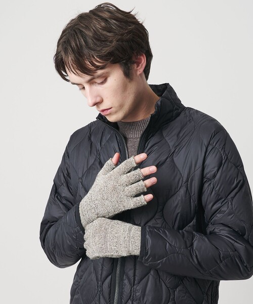 Black Sheep（ブラックシープ）の「＜BLACKSHEEP＞フィンガーレス グローブ（手袋・メンズ・ベージュ/ダークグレー/ブラック・FREE）」の3枚目の写真