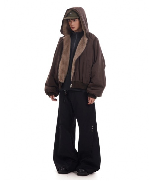 Ressaca(レサーカ)の「ワイドシルエットサイドスタッズカーブパンツ(その他パンツ・メンズ・レッド/ブラック・L/M/XL)」の19枚目の写真