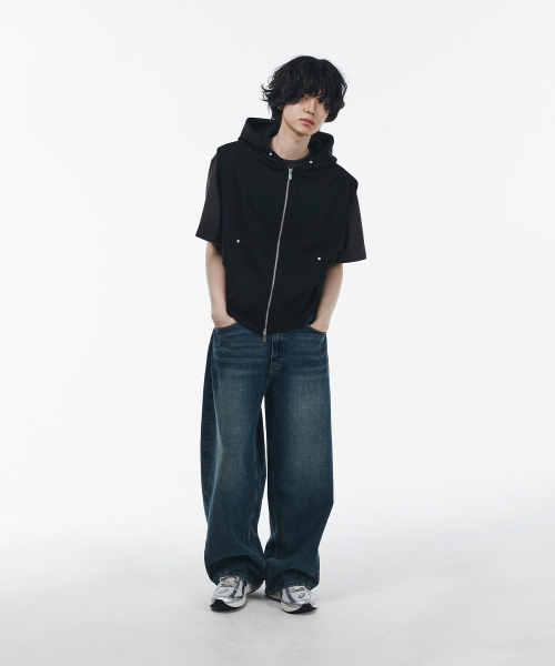 SIGNATURE（シグネチャ）の「リベットフードスリーブレスベスト[ブラック]（ベスト・レディース・その他・MEDIUM/LARGE）」の4枚目の写真