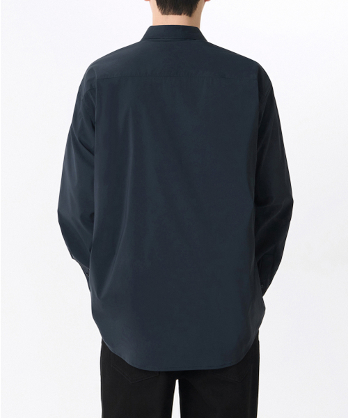 MUSINSA STANDARD（ムシンサスタンダード）の「[クールタンダード] リラックスドナイロンシャツ [ネイビー]（シャツ/ブラウス・メンズ・その他・SMALL/MEDIUM/LARGE/X-LARGE/XX-LARGE）」の2枚目の写真