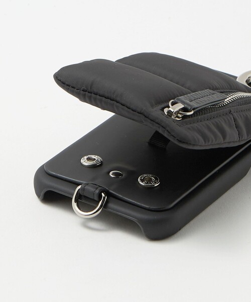 ajew（エジュー）の「＜ajew＞PUFFER iPhone15ケース（スマホケース/カバー・レディース・ブラック/ブラウン系/ライトブルー・FREE）」の6枚目の写真