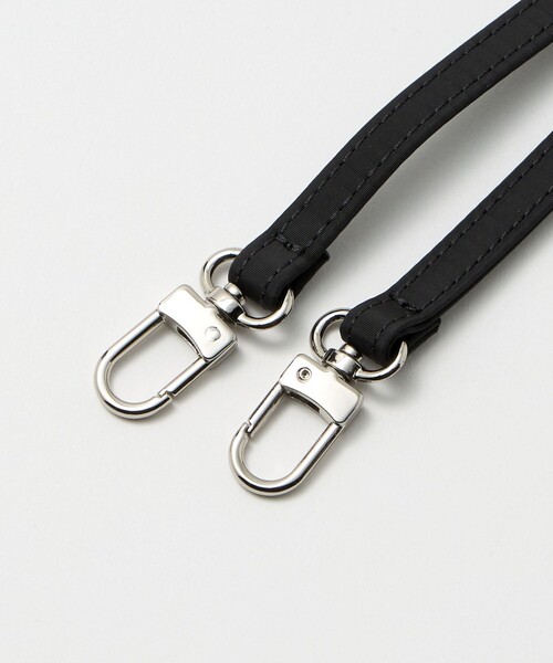 ajew（エジュー）の「＜ajew＞PUFFER iPhone15ケース（スマホケース/カバー・レディース・ブラック/ブラウン系/ライトブルー・FREE）」の11枚目の写真