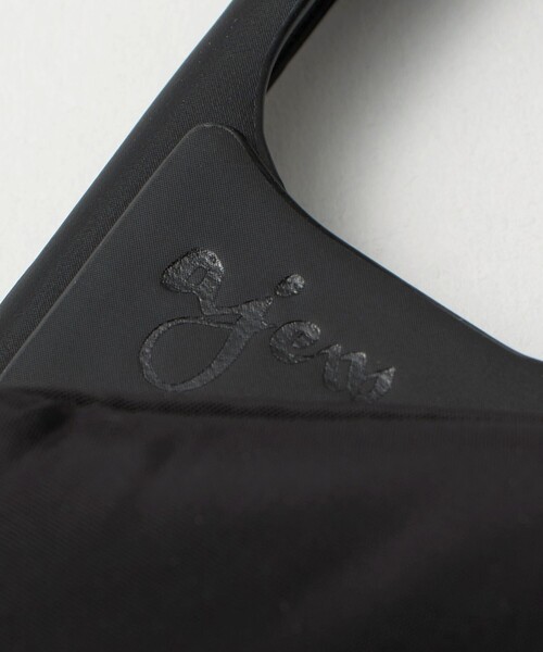 ajew（エジュー）の「＜ajew＞PUFFER iPhone15ケース（スマホケース/カバー・レディース・ブラック/ブラウン系/ライトブルー・FREE）」の12枚目の写真